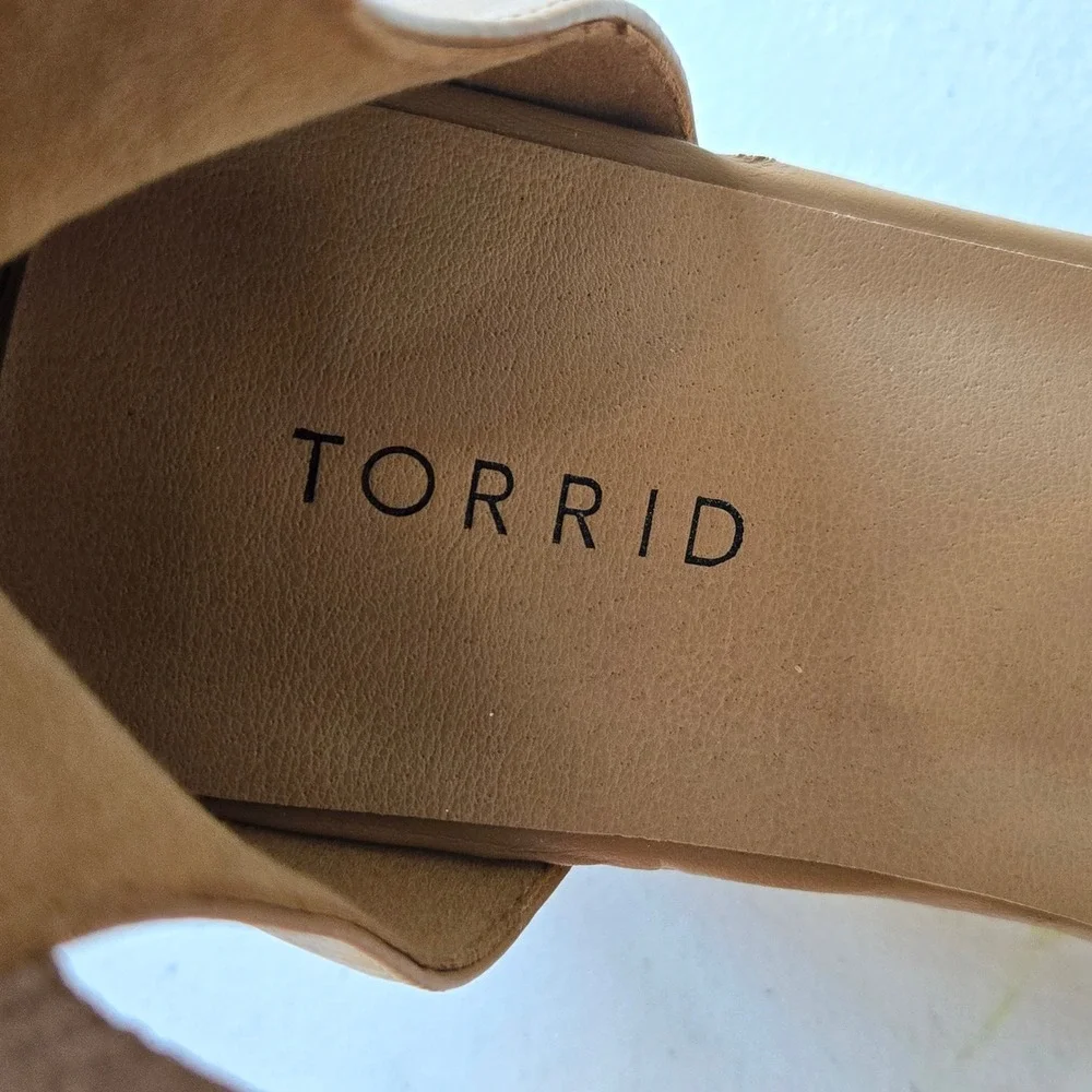 Torrid Tan Faux Leather Wedge Sandals Square Toe Ankle Strap 10.5WW 19446917